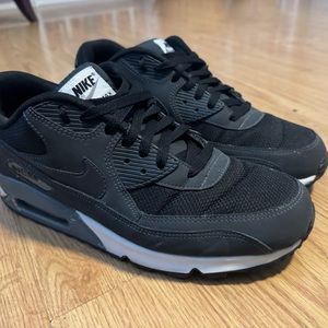 Nike Air Max 90